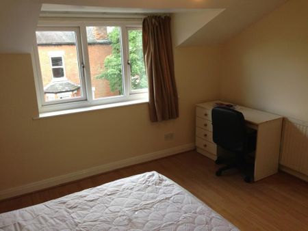 8 bedroom semi-detached house to rent - Photo 5