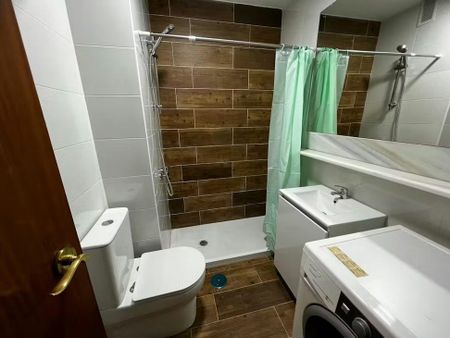 Calle de los Pajaritos, Madrid, Community of Madrid 28007 - Photo 5