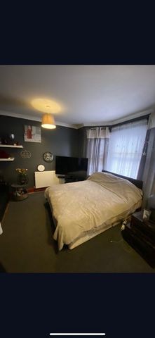 Room in a Shared House, Ruckholt Road, E10 - Photo 3