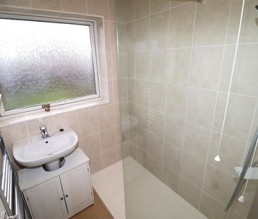 Humphrey Davy Road, Bedworth - Photo 2