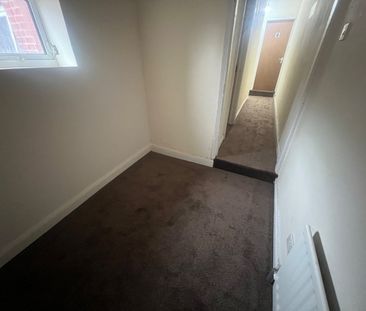 Room in a Shared House, Selsey Road, B17 - Photo 1