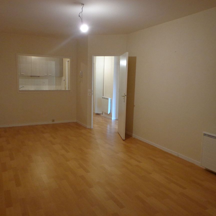 Location Appartement 2 pièces 51m² - Photo 1