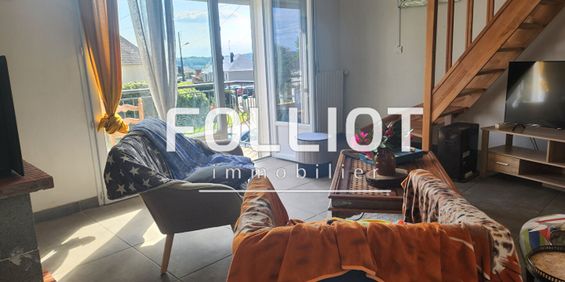 A LOUER - A 10 min de VIRE, maison T3 AVEC GARAGE et TERRAIN - Photo 3