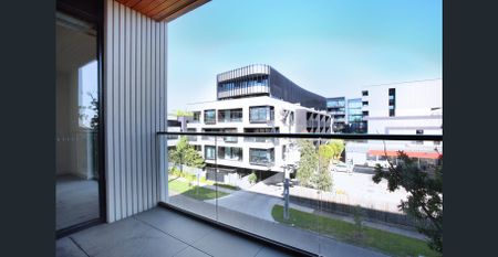 A high quality lifestyle in one of Melbournes most desirable suburbs - Photo 2