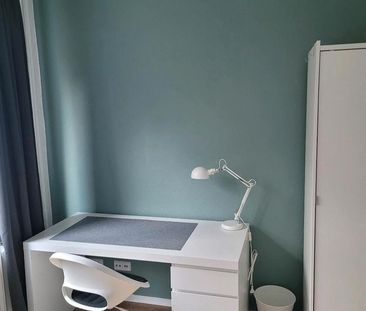 Privates Zimmer mit eigenem Bad, vollmöbliert - bezugsfertig - Photo 4