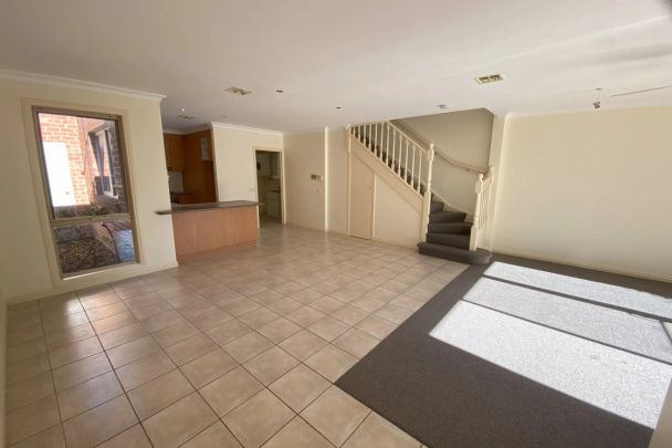 Unit 1/64 Doncaster East Road, Mitcham. - Photo 1