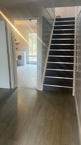 NETHERFIELD - ROOM RENTAL - Photo 4