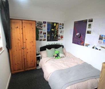 4 bedroom terraced house to rent - Photo 5