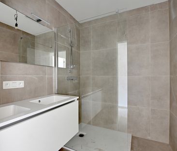 Appartement - Te huur - Photo 3