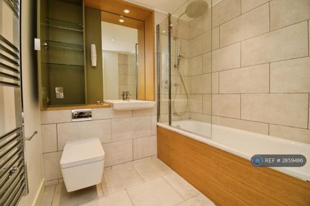 1 bedroom flat to rent - Photo 5