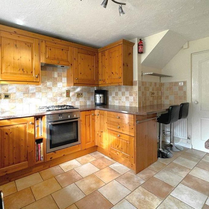 4 bedroom detached house to rent - Photo 1