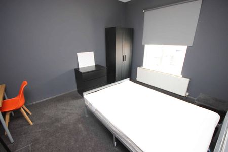 Lydford Street - Photo 5