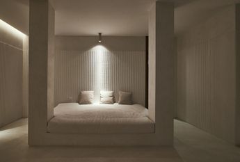 Luxury Villa for rent in Marbella Del Este, Andalusia