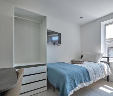 6 bedroom terraced house to rent - Photo 2