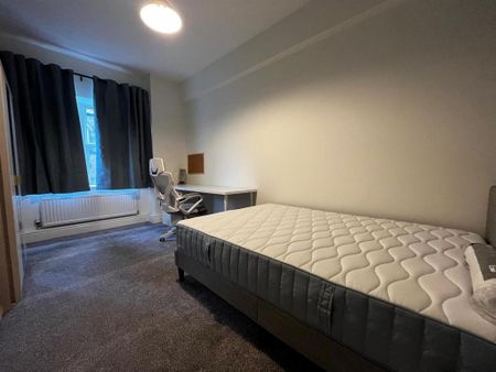 2 bedroom private hall to rent - Photo 5