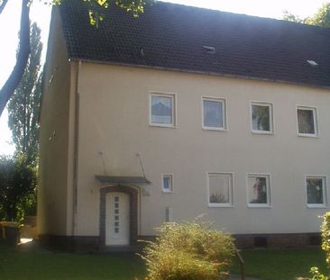 Tolle 2-Zi.-Wohnung mit Balkon und eigenem Gartenanteil in bester L... - Foto 6