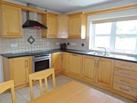 34 Featherbed Glade, Enniskillen, BT74 7HW - Photo 3