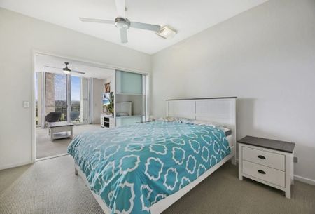 Peaceful Apartment With Mountain Views - Photo 5