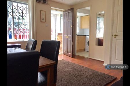 1 bedroom end of terrace house to rent - Photo 3