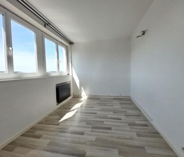 Location Appartement 3 pièces 59m² CAUDEBEC LES ELBEUF 76320 - Photo 5