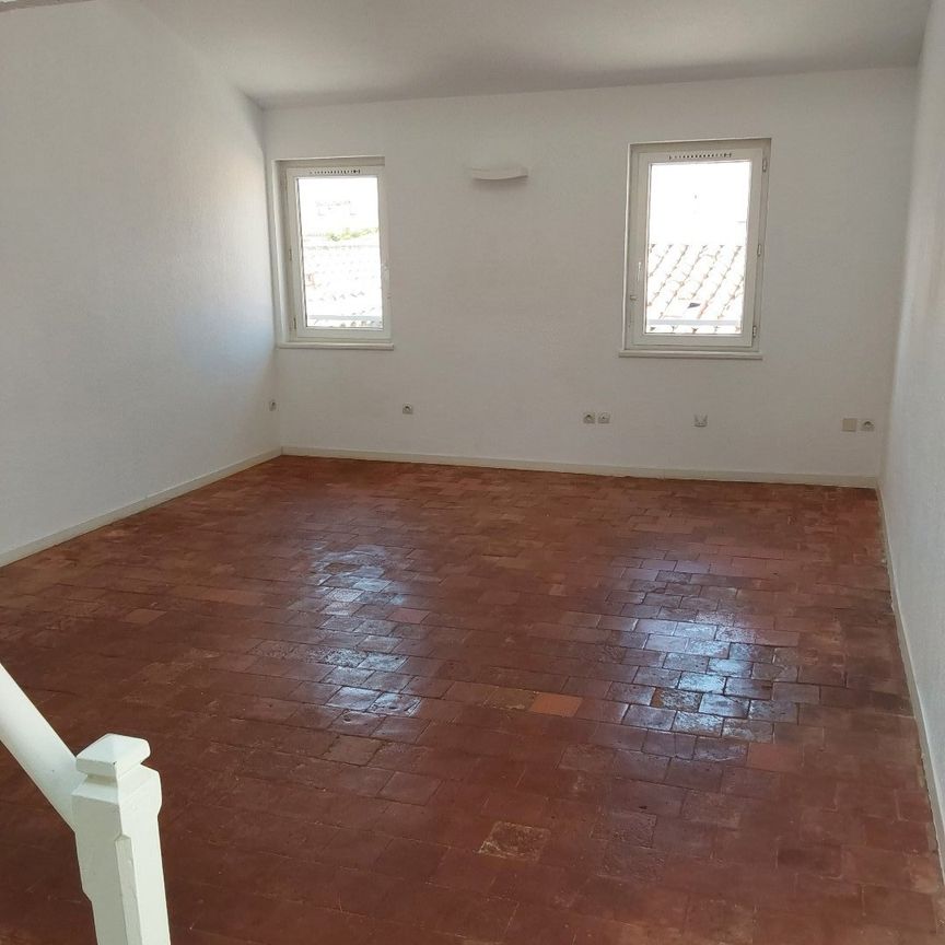 Location Appartement 3 pièces 62m² NARBONNE 11100 - Photo 1