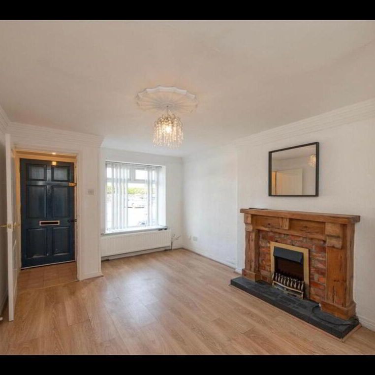 42 Stream Street, Downpatrick, BT30 6DE - Photo 1