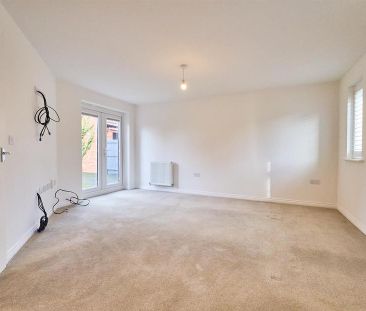 3 bedroom detached house to rent - Photo 2