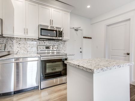For Lease - 228 Oakwood Avenue Unit# 2, Toronto, Ontario - Photo 5