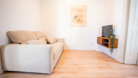 Beco de Santa Helena, Lisbon, Lisbon 1100-117 - Photo 2