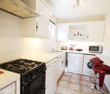 Philpots Close, West Drayton, UB7 - Photo 1