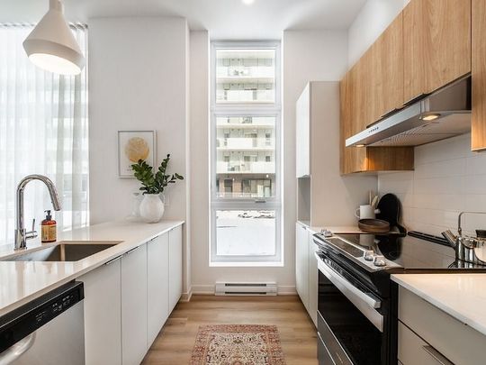 1230 Av De La Croisée, Terrebonne, QC - Photo 1