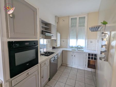 Location Maison 5 pièces 103m² COGNAC 16100 - Photo 2