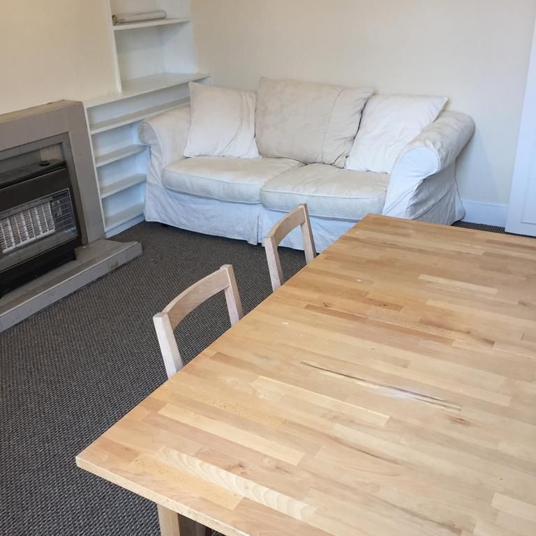 3 bedroom flat to rent - Photo 1