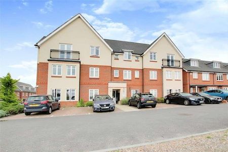 Louden Square, Earley, Reading, RG6 - Photo 3