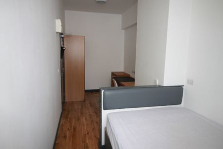 5 Bed Flat, Slater Street, L1 - Photo 2