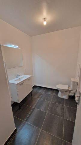 Location Appartement 2 pièces 40m² NEUILLY PLAISANCE 93360 - Photo 4