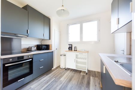 Location Maison 5 pièces 10m² - Photo 4