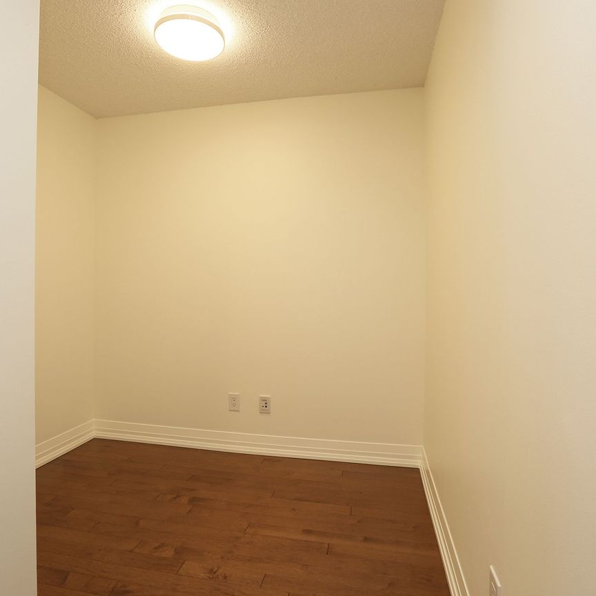For Lease - 25 Carlton Street Unit# 1705, Toronto, Ontario - Photo 1