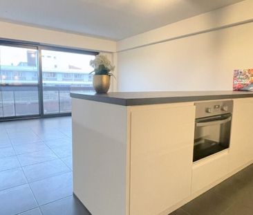 Appartement te huur in Kortrijk voor € 690 met 1 slaapkamer - Photo 3