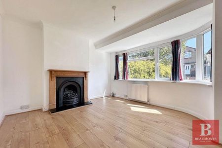 3 bedroom semi-detached house to rent - Photo 2