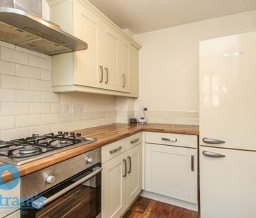 2 bed Semi-Detached House for Rent - Photo 6