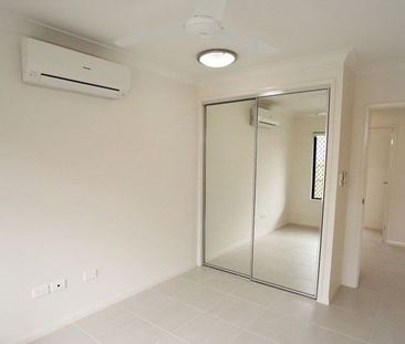 Spacious Family Home in a Quiet Court - Photo 3