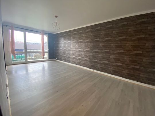 Location Appartement 1 pièce 31m² - Photo 1