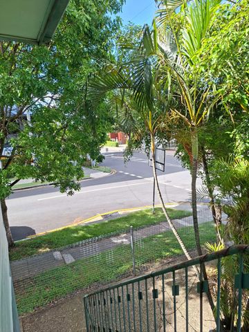 Greenslopes - Photo 3