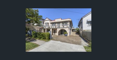 1-Bedroom Unit in the Heart of West End - Photo 5