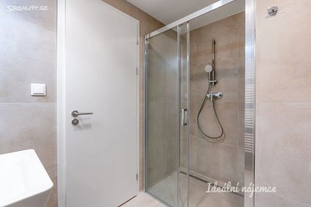 Pronájem bytu 1+kk 37 m² - Фото 3