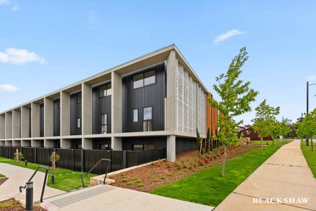 A Home That Thinks Ahead - Photo 4