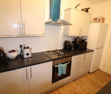 4 bedroom house share to rent - Photo 1