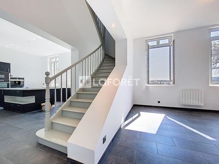 House - Photo 3