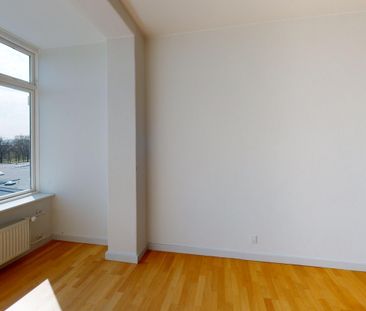 <b>Moderniseret 3-værelses lejlighed med altan</b><br> - Photo 5